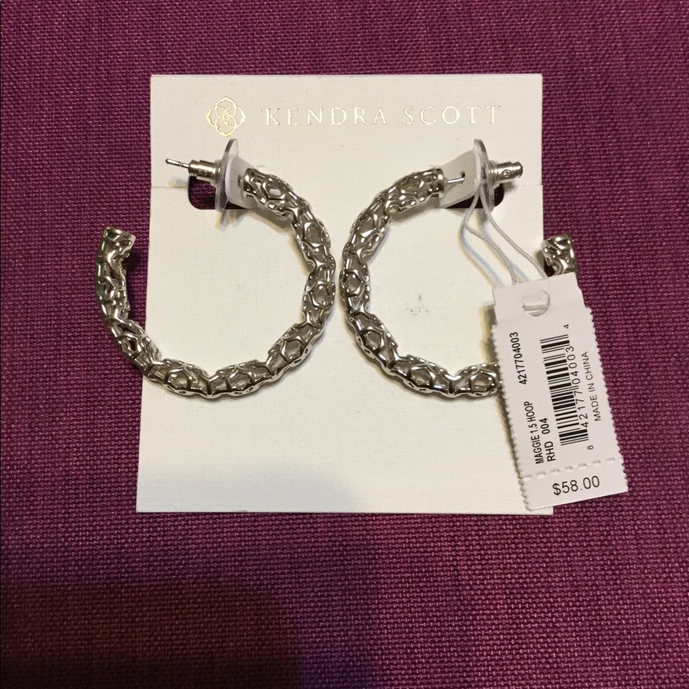 NWT Kendra Scott Maggie hoops